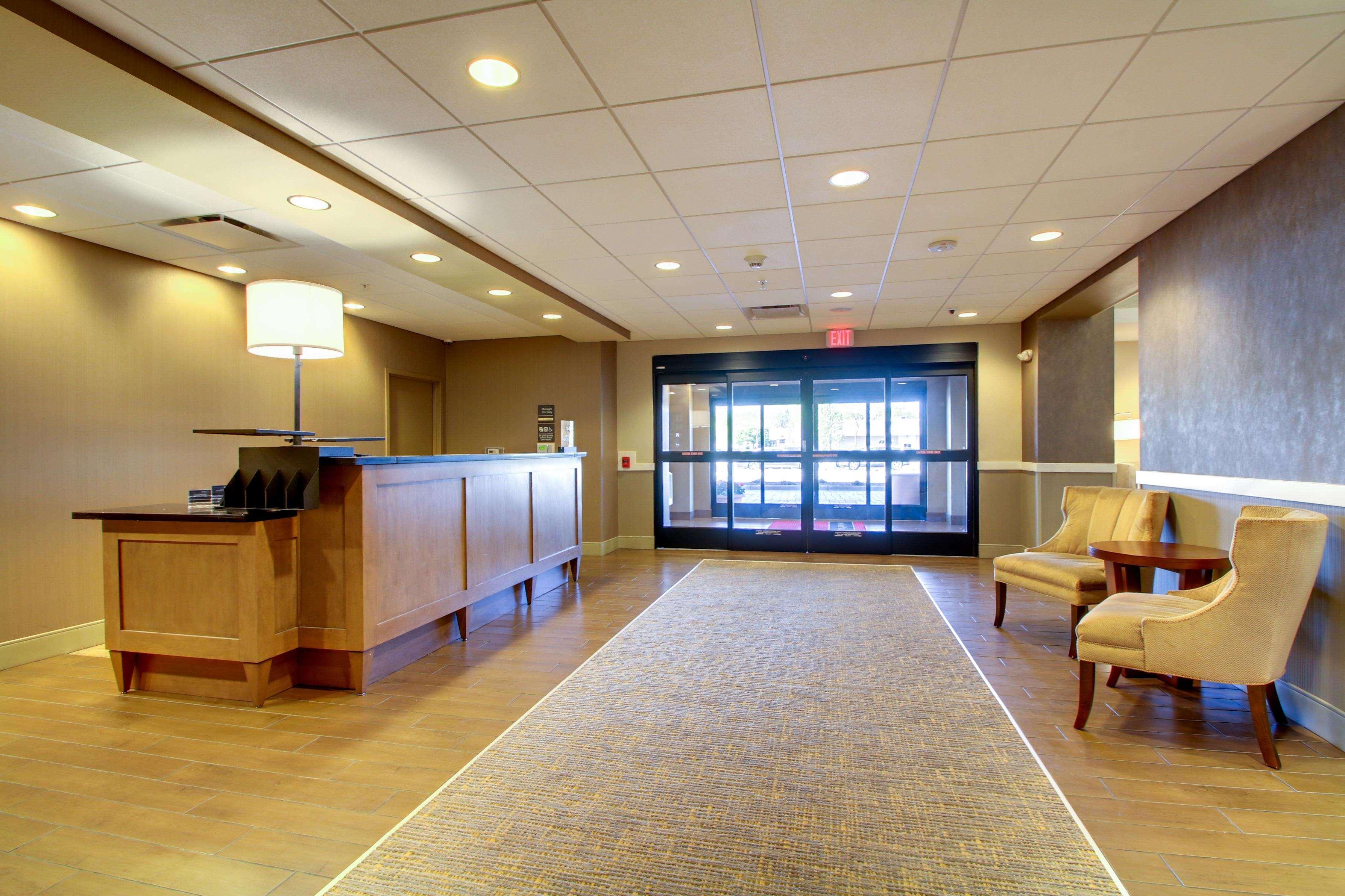 Hampton Inn & Suites Milwaukee West West Allis Εξωτερικό φωτογραφία