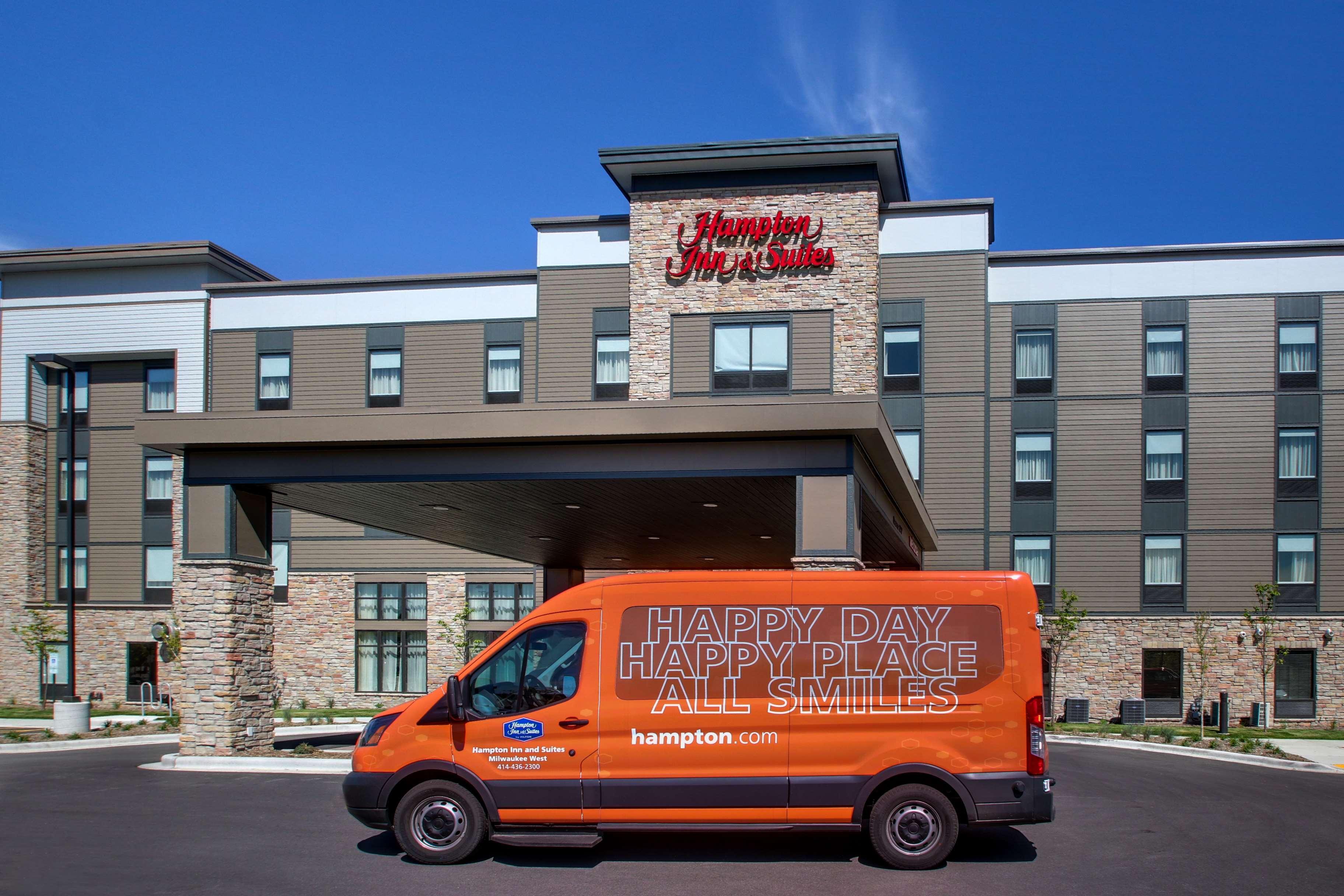 Hampton Inn & Suites Milwaukee West West Allis Εξωτερικό φωτογραφία