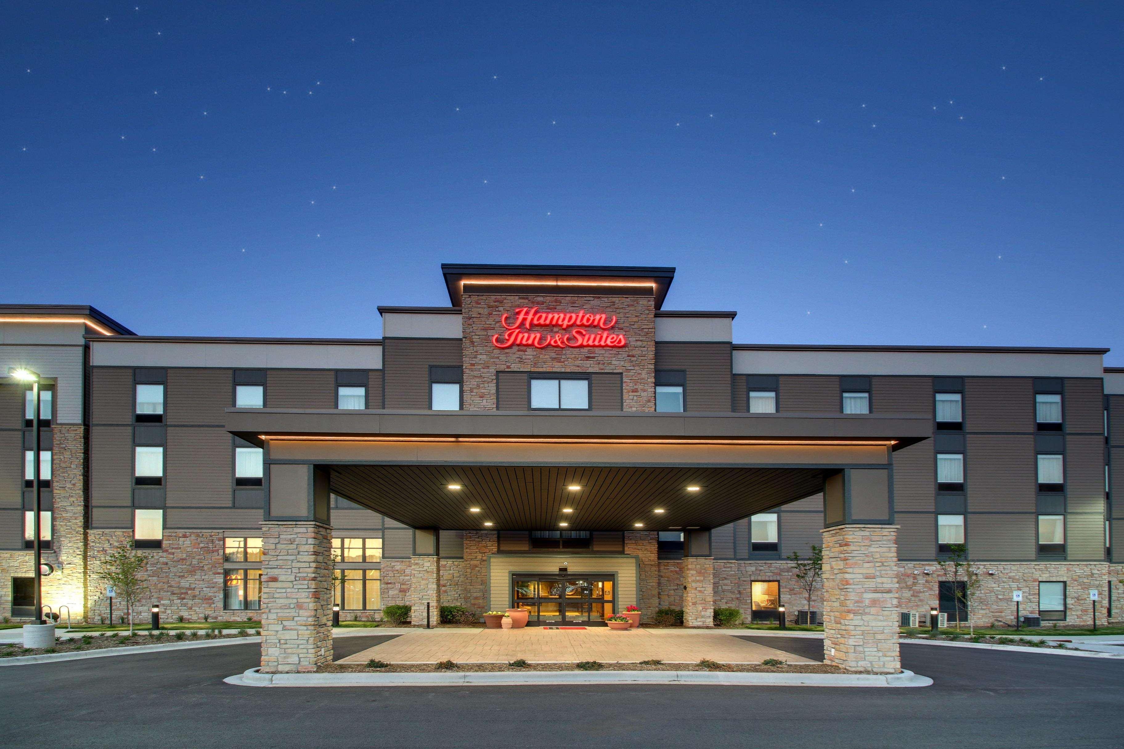 Hampton Inn & Suites Milwaukee West West Allis Εξωτερικό φωτογραφία