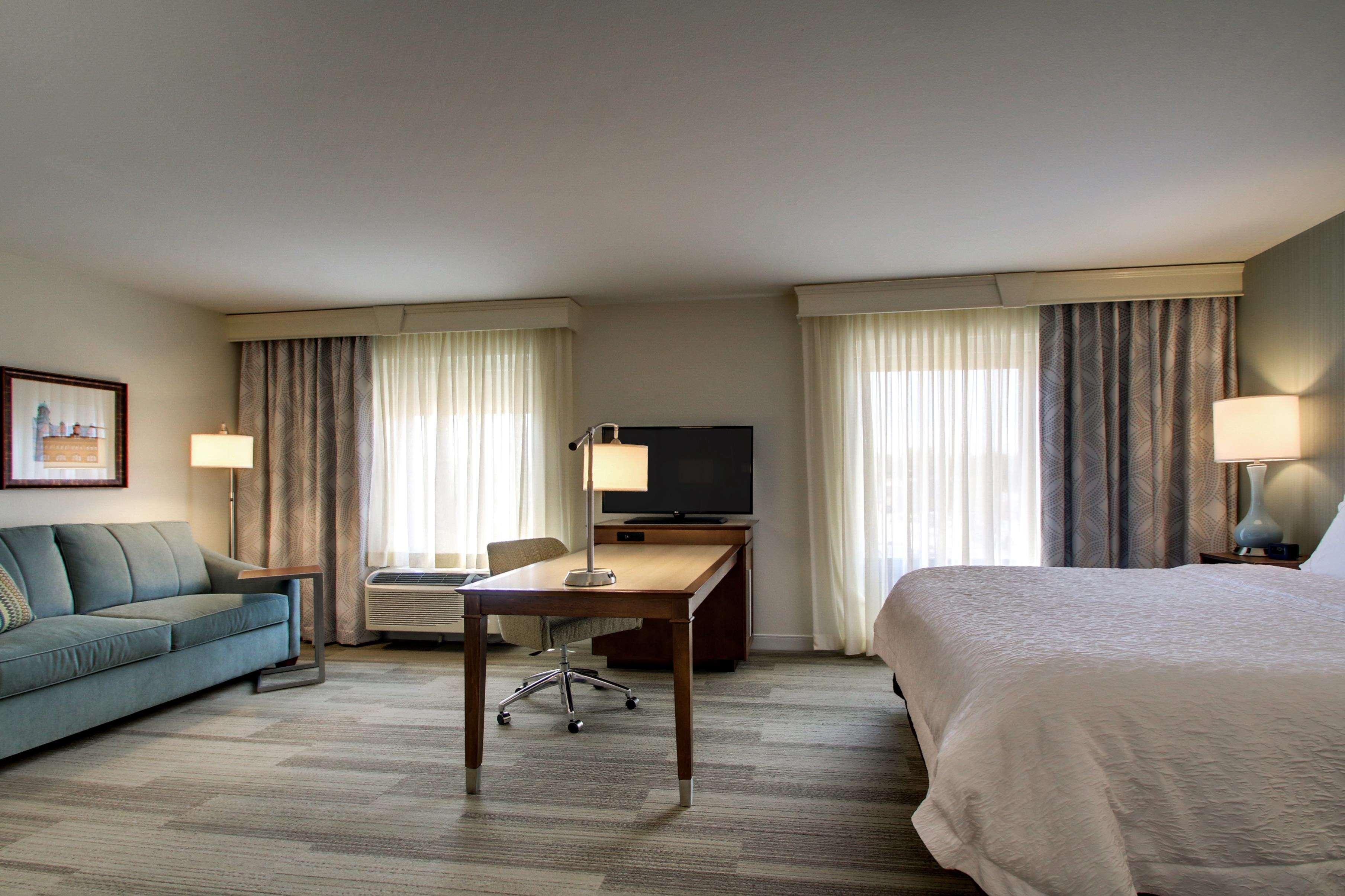 Hampton Inn & Suites Milwaukee West West Allis Εξωτερικό φωτογραφία