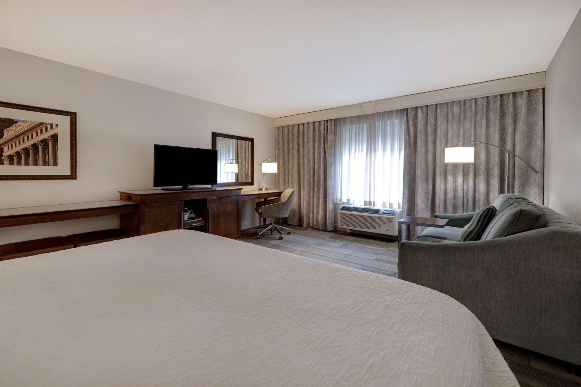 Hampton Inn & Suites Milwaukee West West Allis Εξωτερικό φωτογραφία