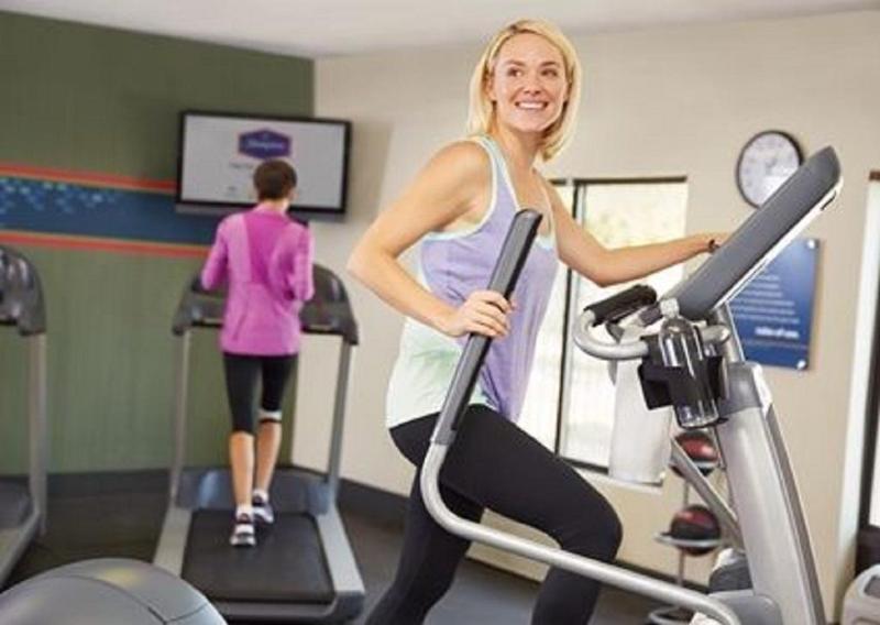 Hampton Inn & Suites Milwaukee West West Allis Εξωτερικό φωτογραφία